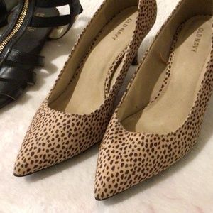 Old Navy Animal Print pointy toe pumps, mini heals.